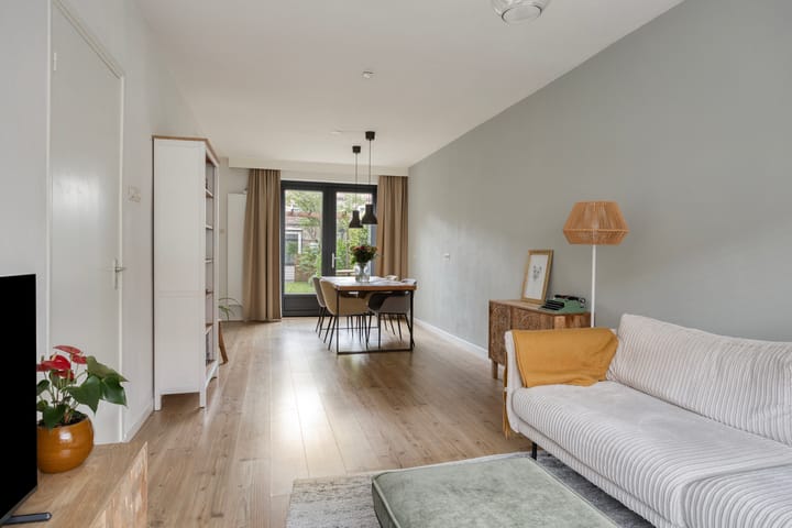 Photo 3 of Steenbergenstraat 35