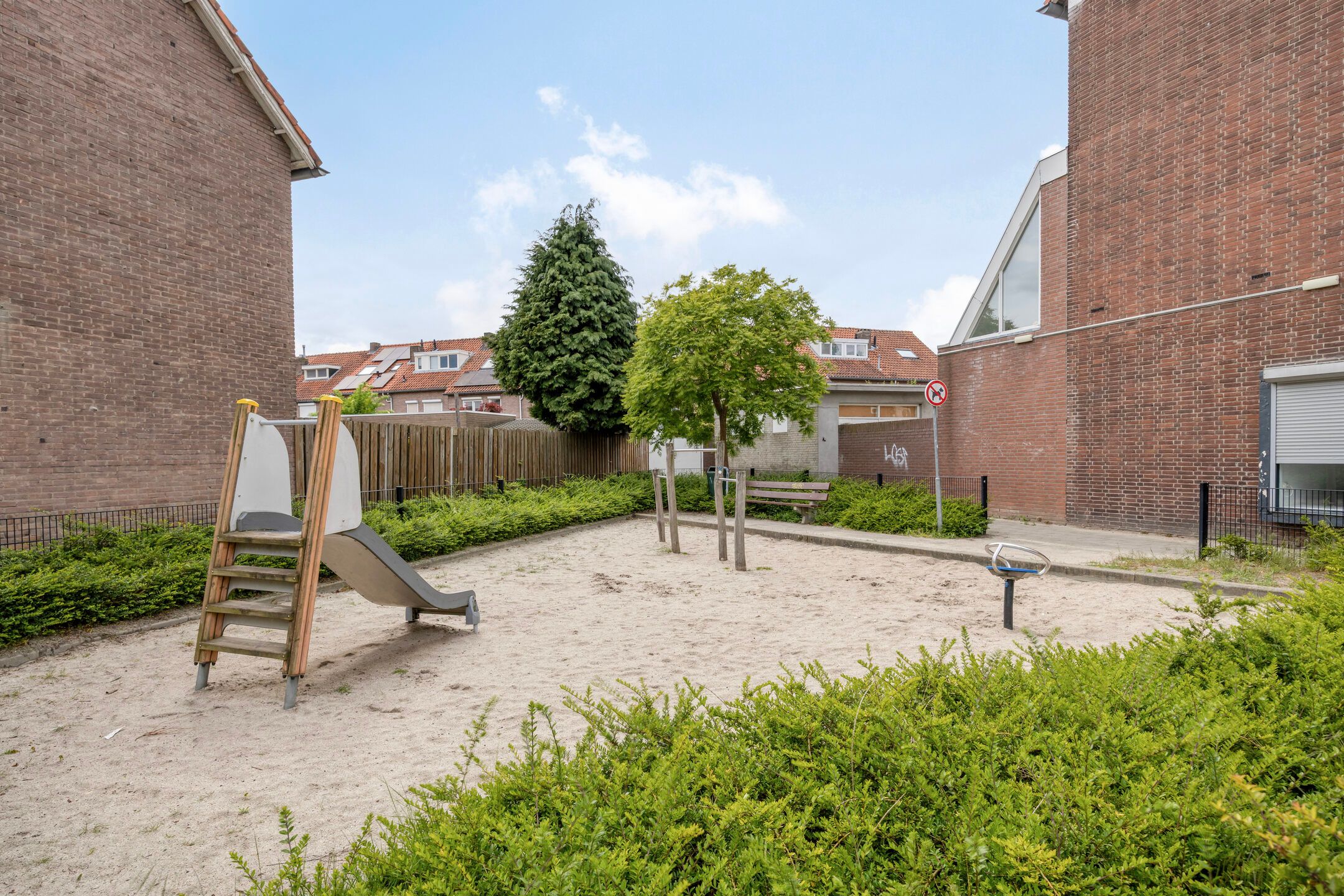 Photo 36 of Steenbergenstraat 35