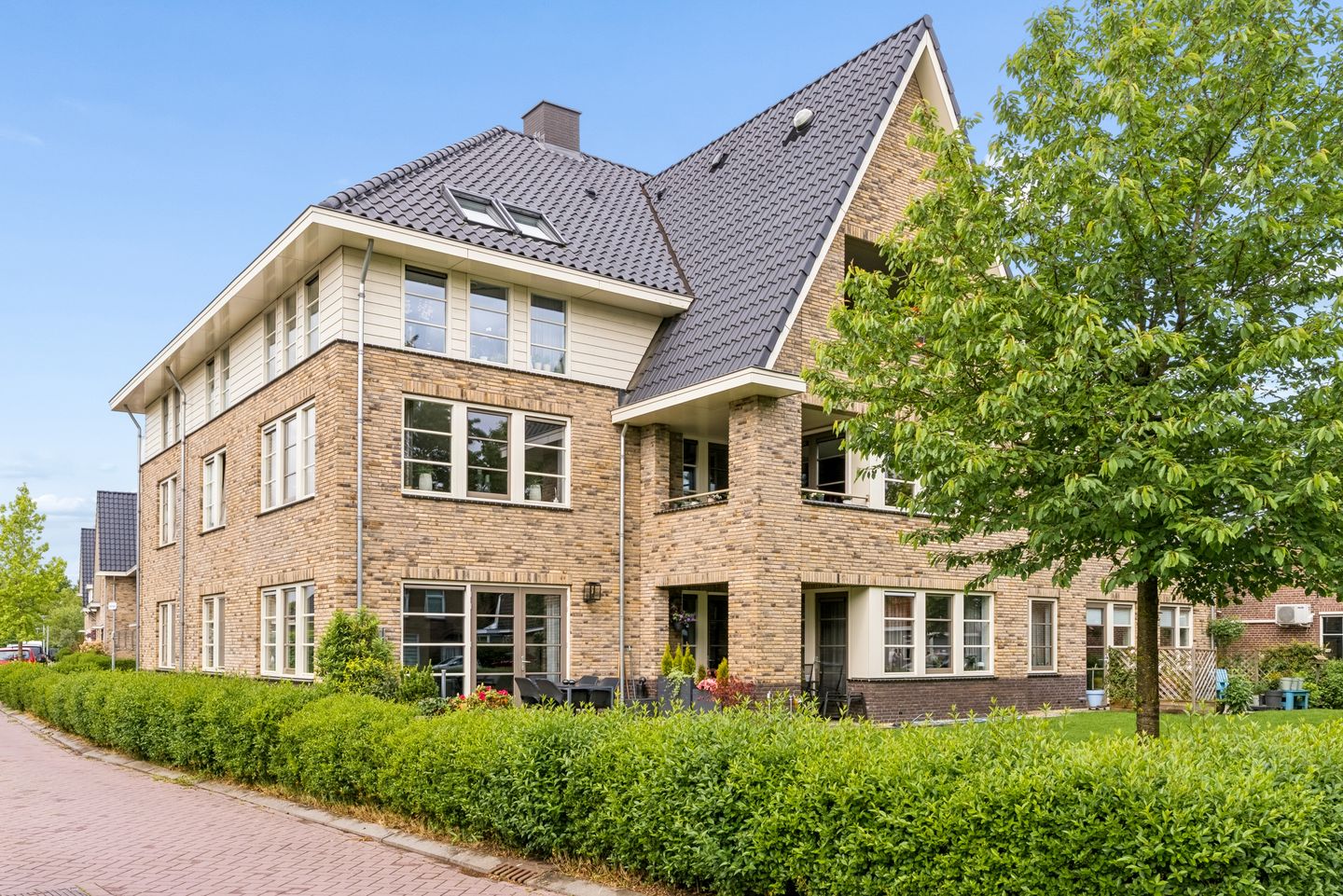 Foto 1 van Rozeboomlaan 2