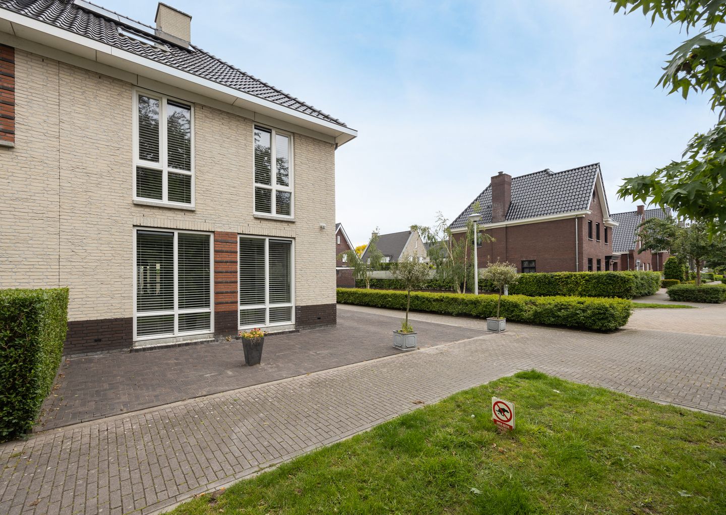 Photo 5 of Vissenberg 12-A