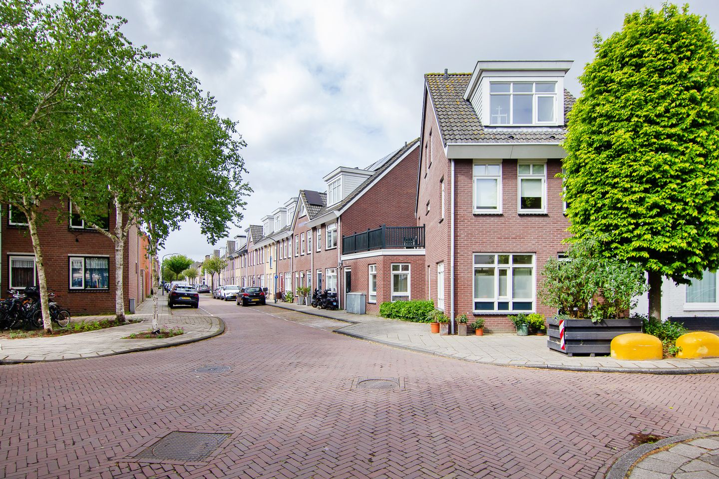 Photo 44 of Teylerstraat 112-A