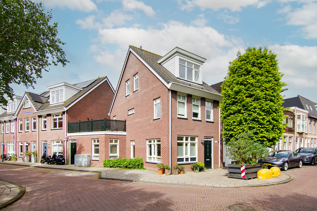 Photo 1 of Teylerstraat 112-A