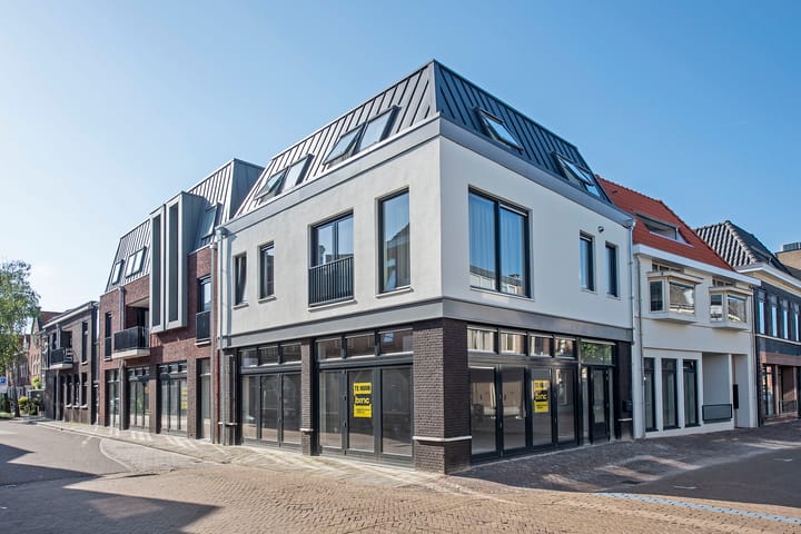 Grotestraat 136, Almelo