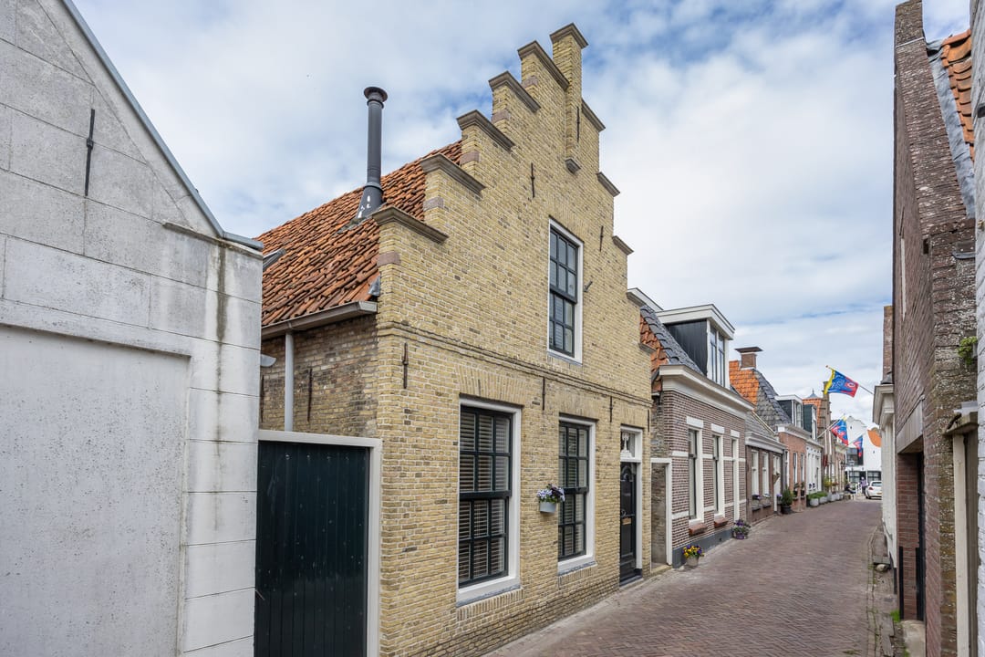 Photo 2 of Dubbelstraat 208