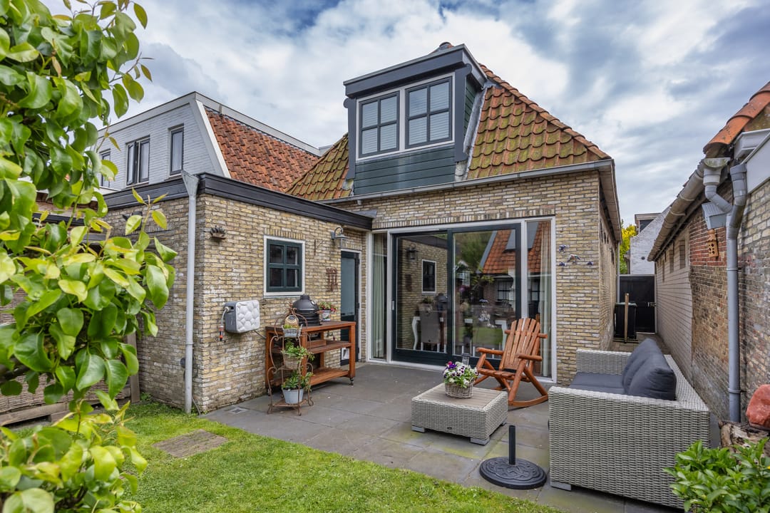 Photo 32 of Dubbelstraat 208
