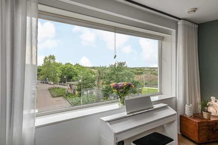 Appartement te koop: Zeezwaluwstraat 129, 'S-Gravenhage