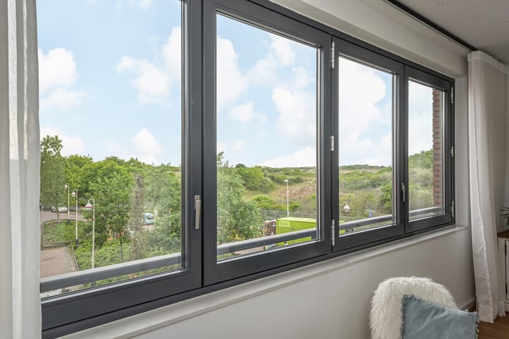 Appartement te koop: Zeezwaluwstraat 129, 'S-Gravenhage