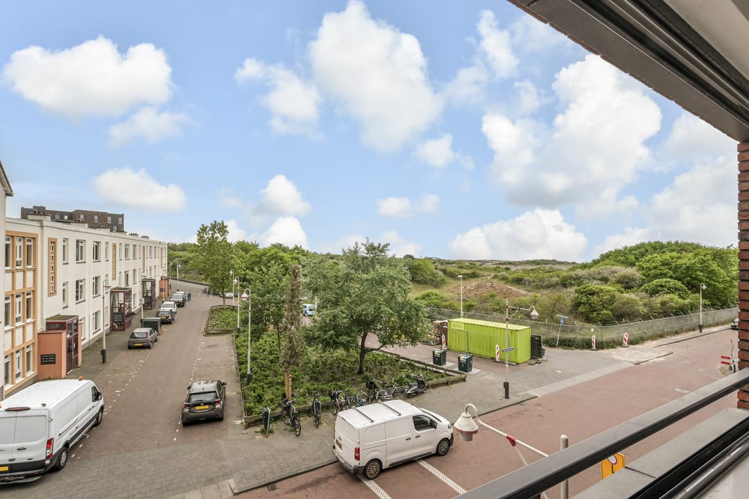 Photo 16 of Zeezwaluwstraat 129
