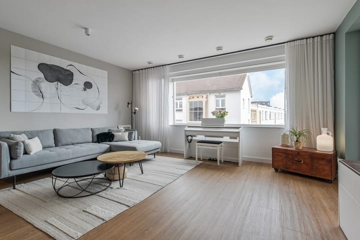 Appartement te koop: Zeezwaluwstraat 129, 'S-Gravenhage