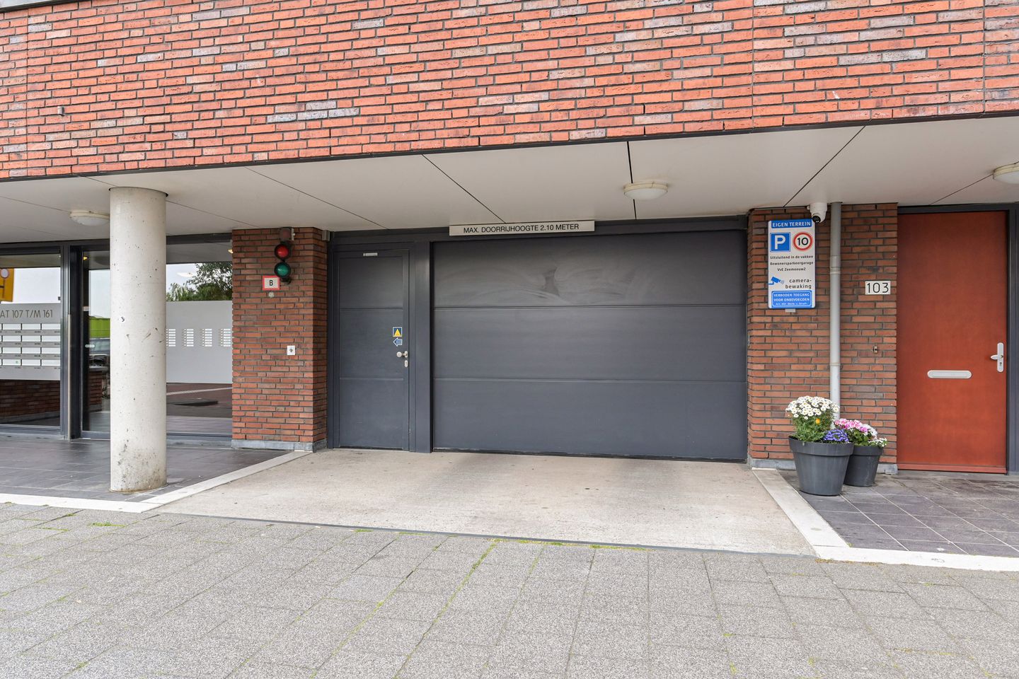 Photo 44 of Zeezwaluwstraat 129