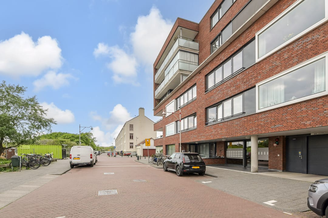 Photo 46 of Zeezwaluwstraat 129