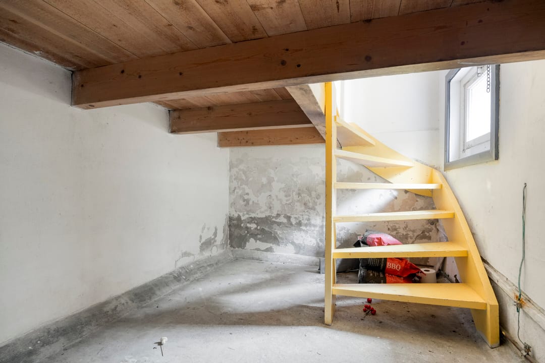 Authentic 1930s Detached Fixer-Upper with Renovation Potential in Rhoon — 17