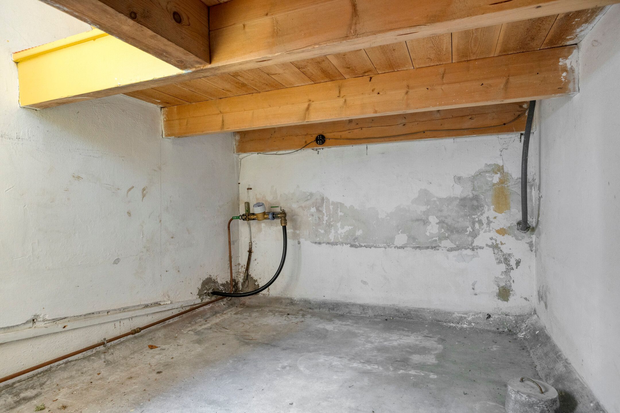 Authentic 1930s Detached Fixer-Upper with Renovation Potential in Rhoon — 18