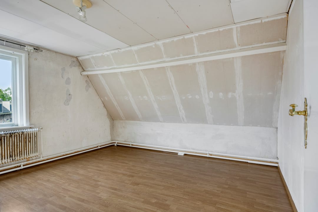 Authentic 1930s Detached Fixer-Upper with Renovation Potential in Rhoon — 31