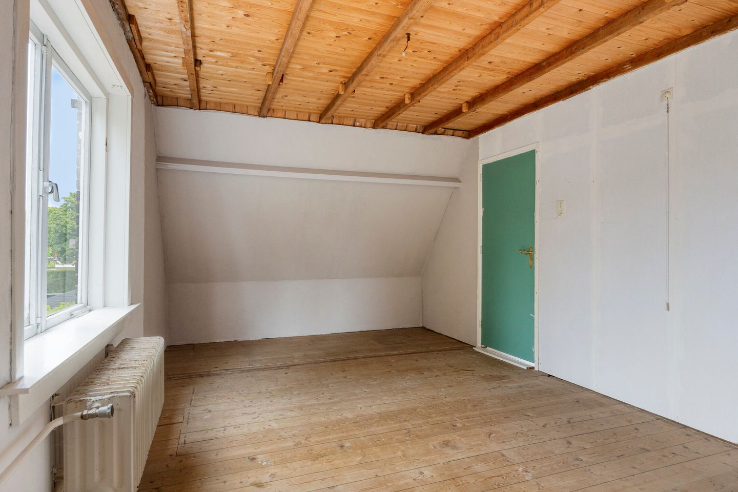 Authentic 1930s Detached Fixer-Upper with Renovation Potential in Rhoon — 35