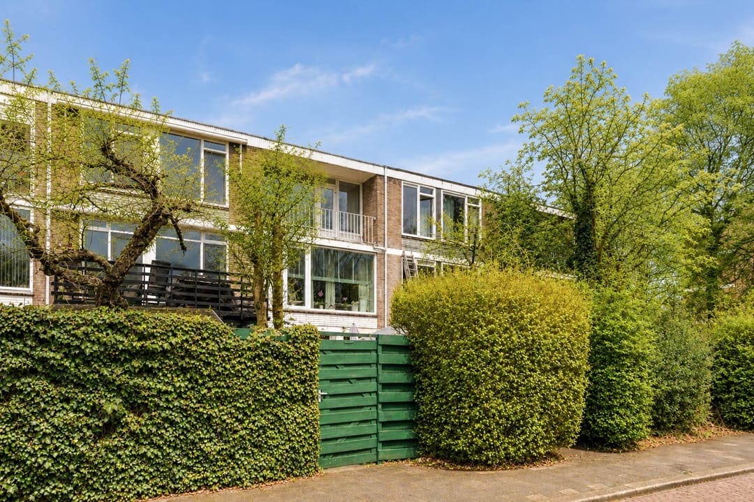 Photo 37 of Debussystraat 39