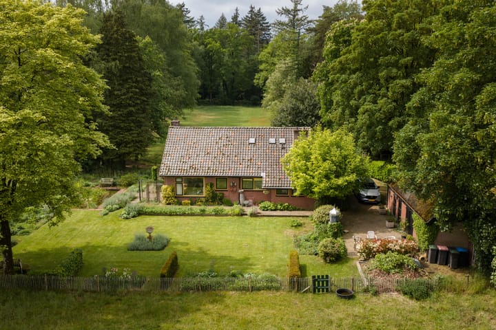 Photo 3 of Flessenbosweg 12