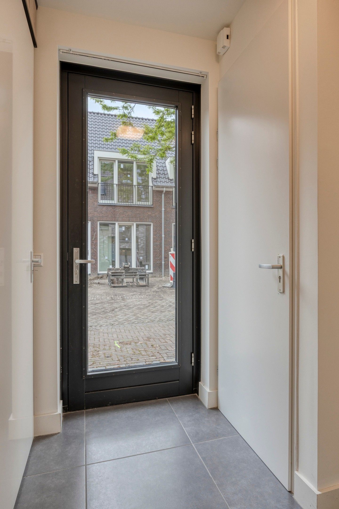 Bekijk foto 5 van St Odulphusstraat 1-B