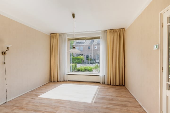 Foto 4 van Burgemeester Kampschöerstraat 70