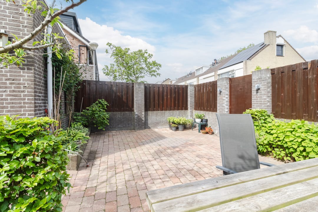 Foto 46 van Vrouwe Van Loonstraat 19