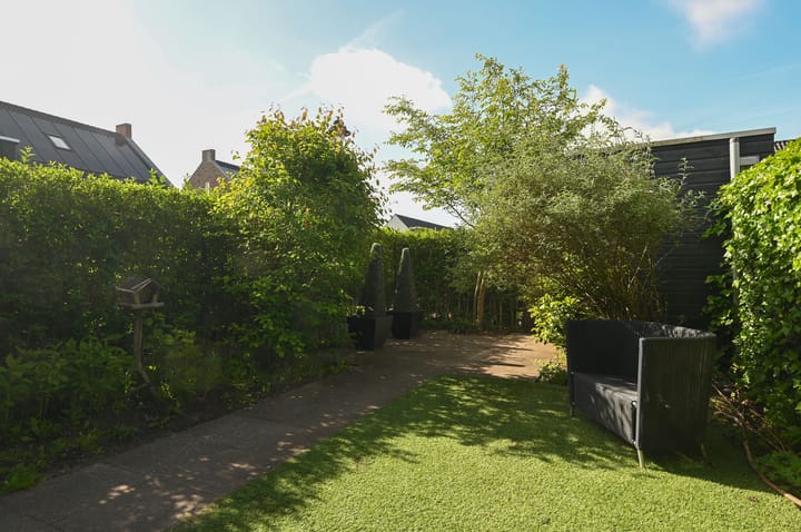Hoekwoning te koop: Ruizendaallaan 24, Eemnes