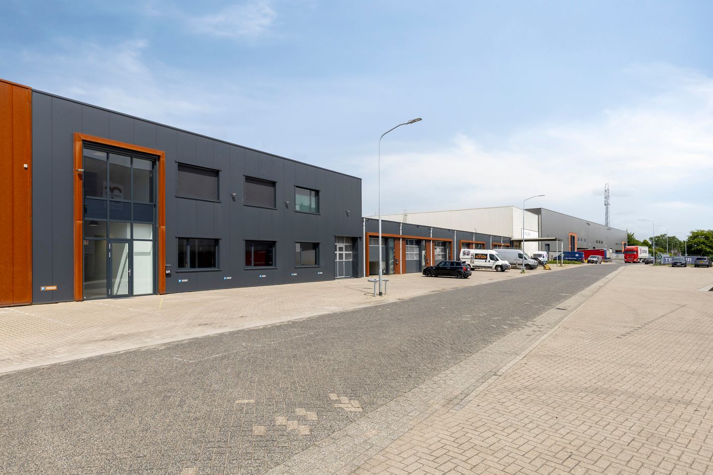 Bekijk foto 4 van Ulenpasweg 5-b