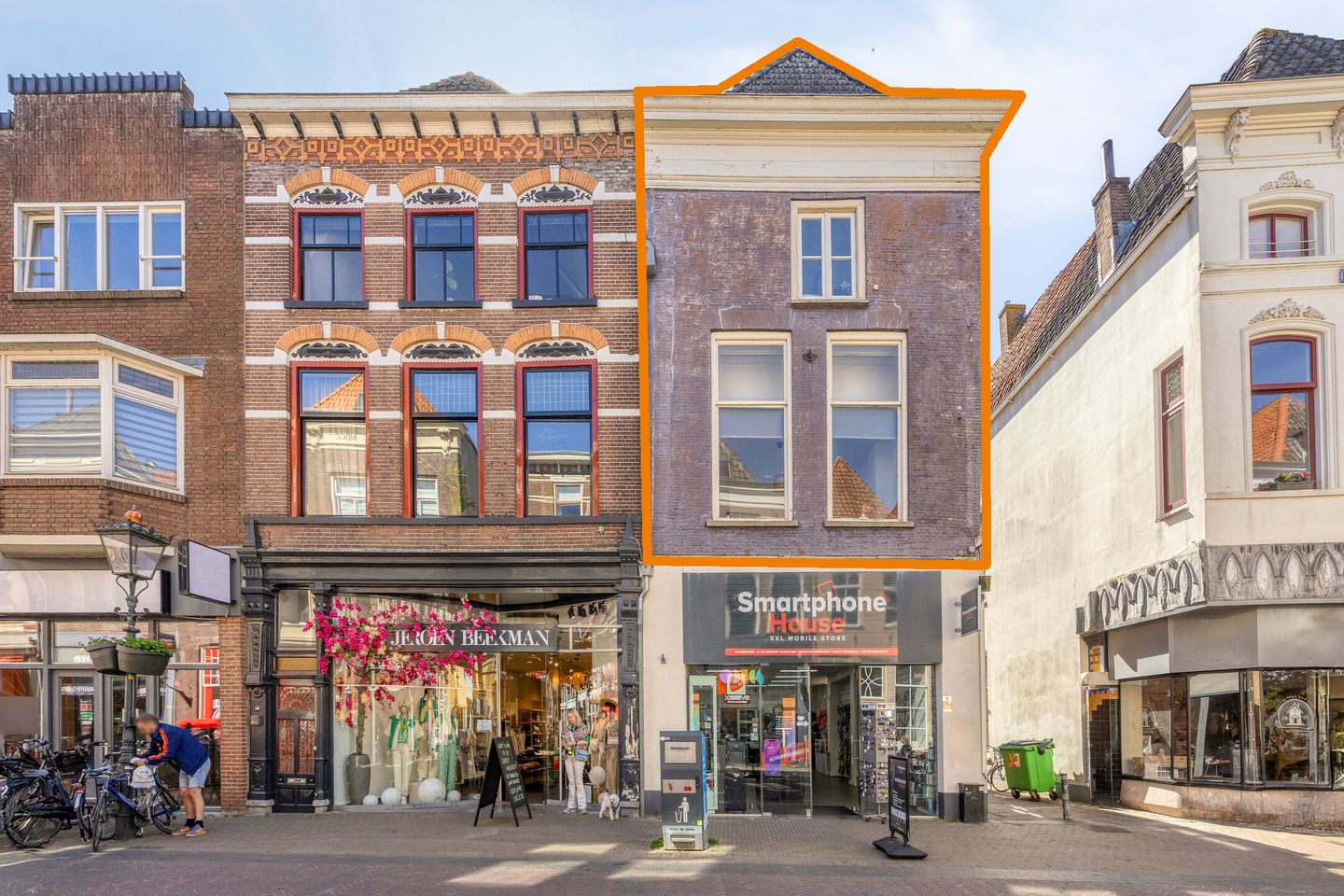 View photo 2 of Sint Jacobstraat 1-A
