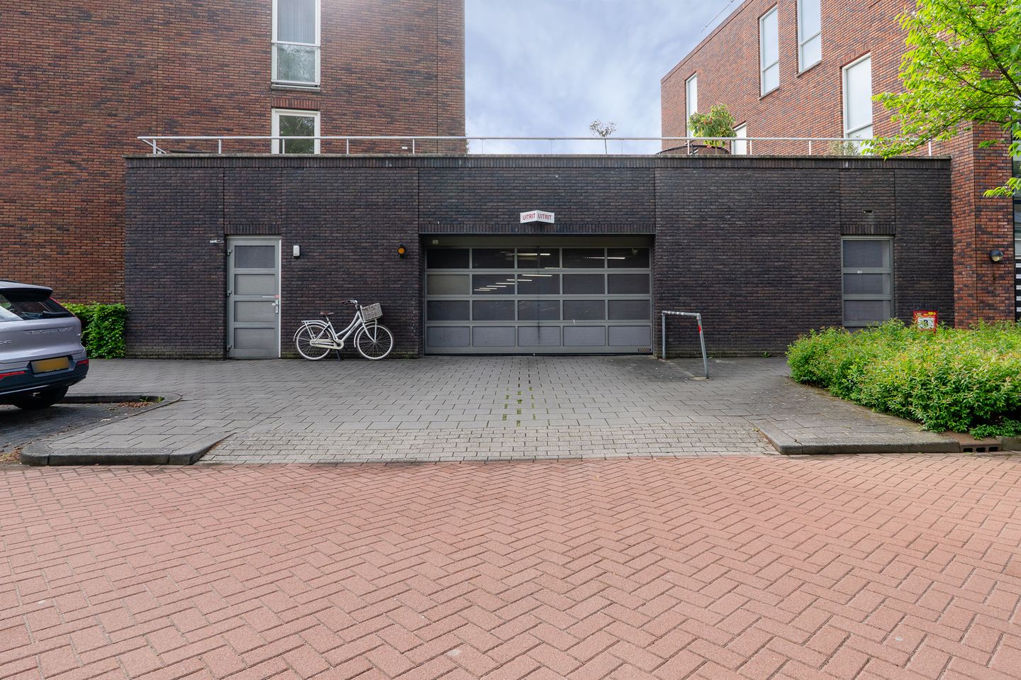 Foto 40 van Van Limburg Stirumlaan 4