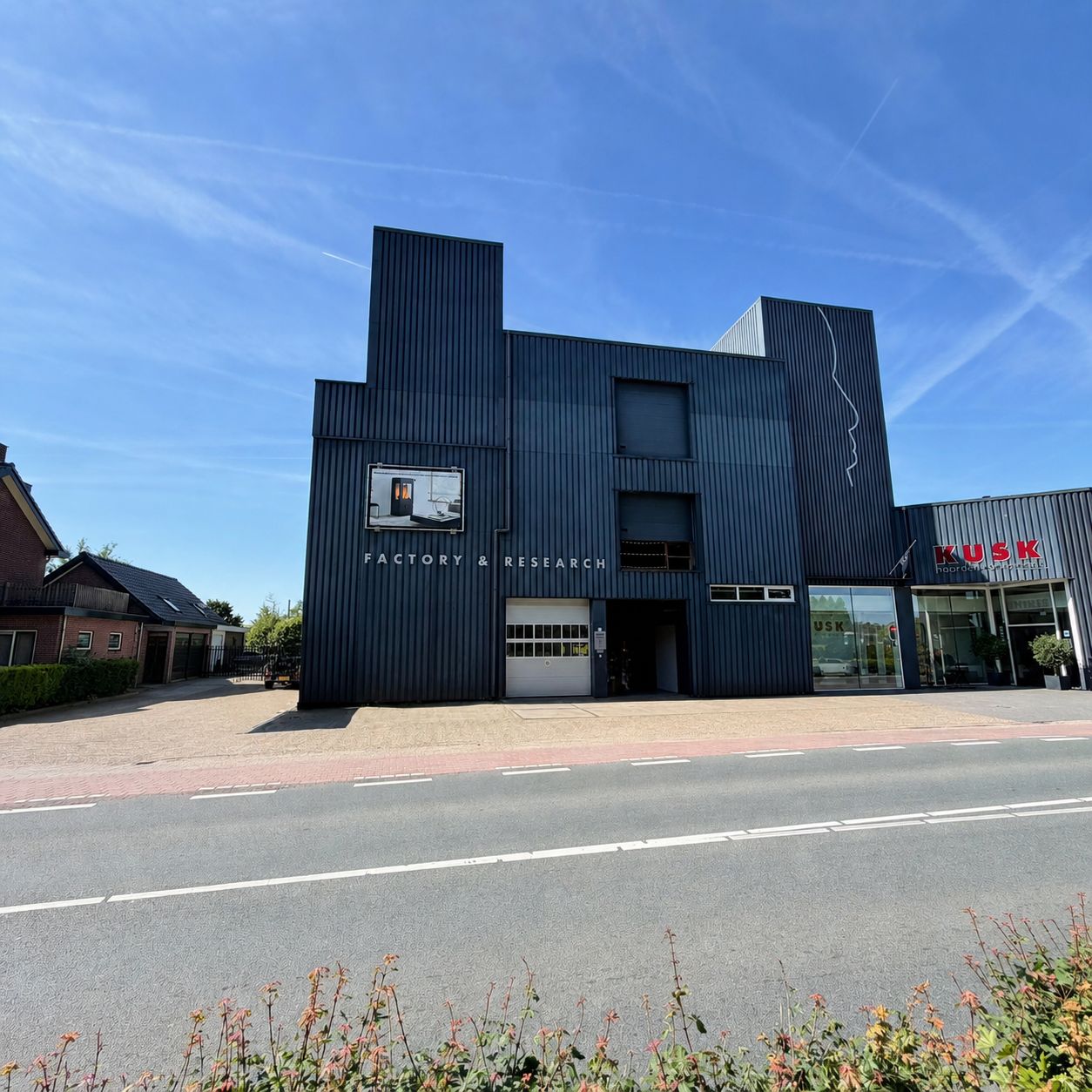 Bekijk foto 1 van Van Zuijlen van Nieveltlaan 83