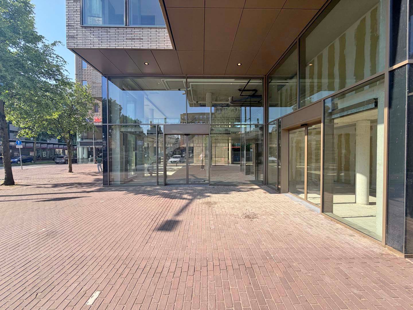 Bekijk foto 3 van Spuiboulevard 4
