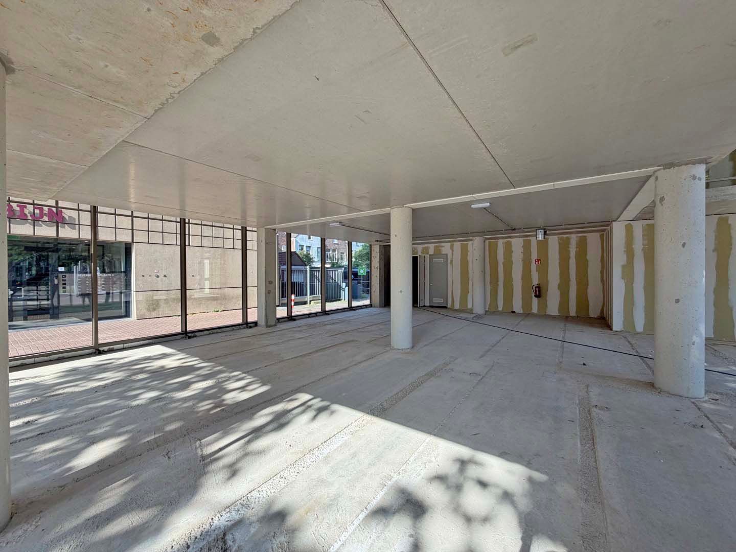 Bekijk foto 5 van Spuiboulevard 4