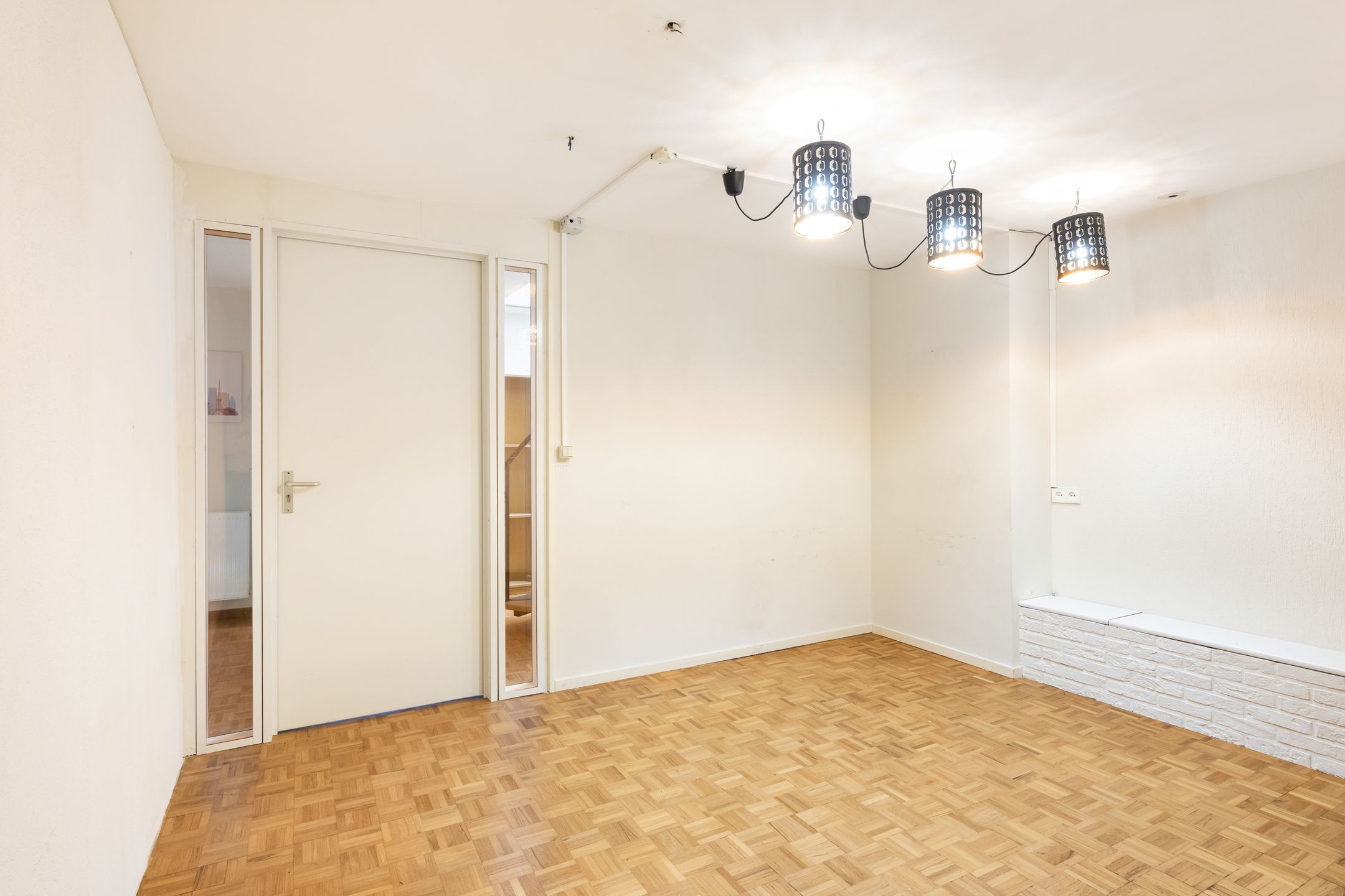 Photo 15 of Spieringstraat 14-A