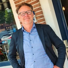 Dick van Ravens - NVM Register Makelaar & Taxateur