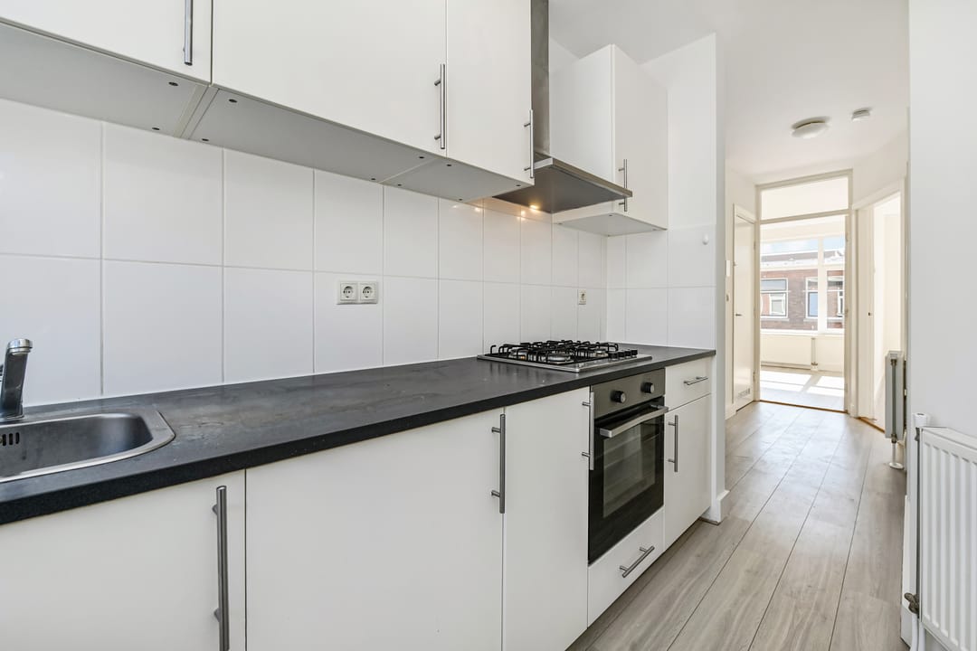 Photo 11 of Hadewichstraat 45