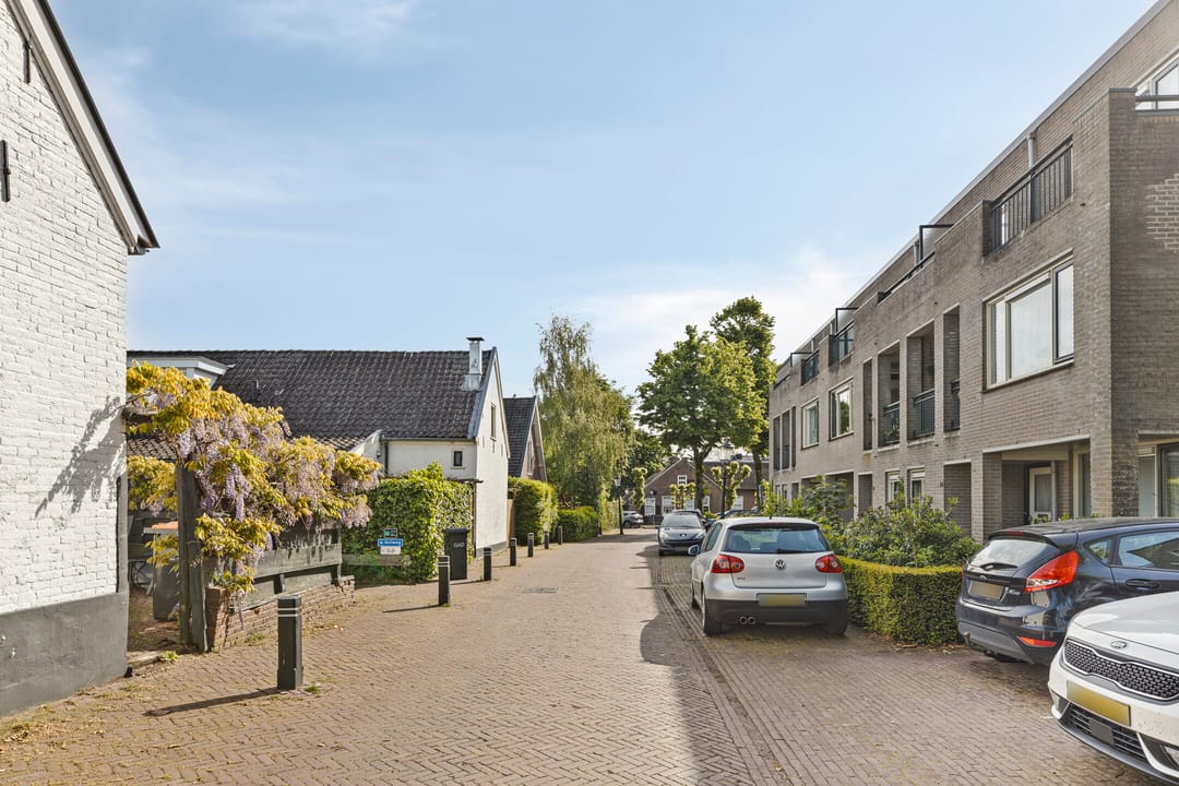 Photo 2 of Hulweg 28