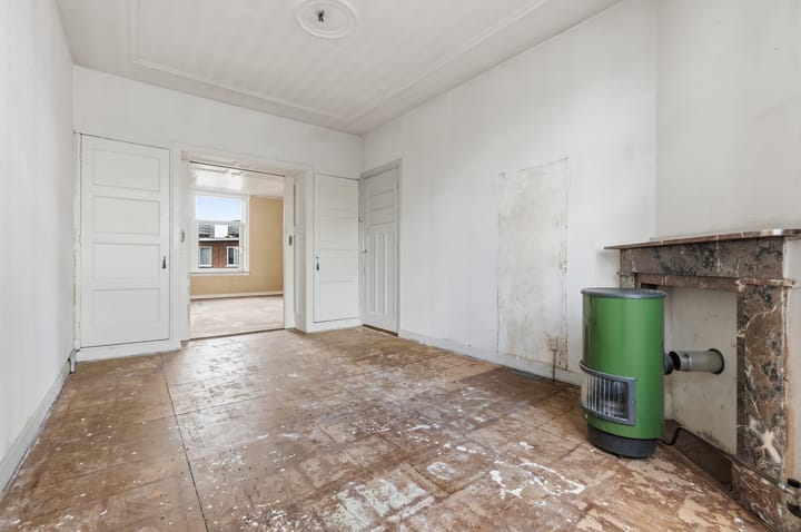 Appartement te koop: van Naeltwijckstraat 90, Voorburg