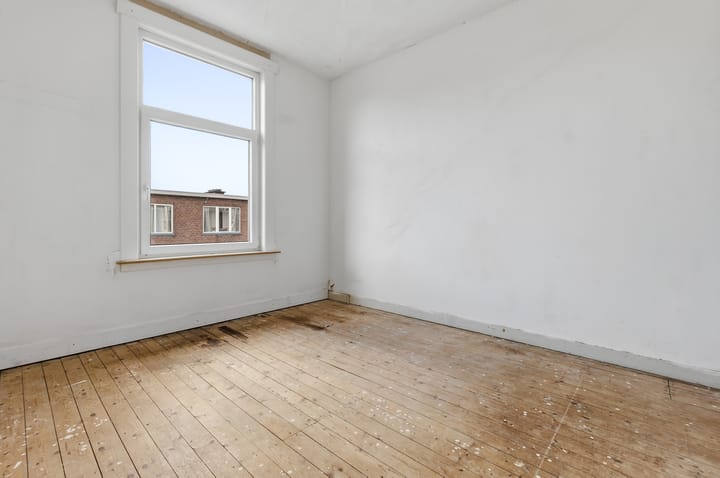 Appartement te koop: van Naeltwijckstraat 90, Voorburg