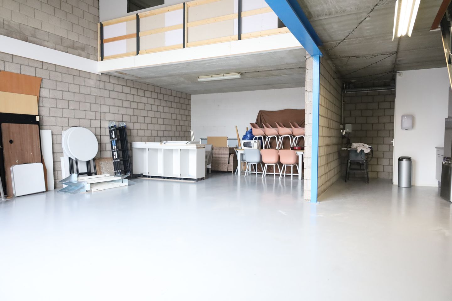 Bekijk foto 3 van Van Utrechtweg 36-g