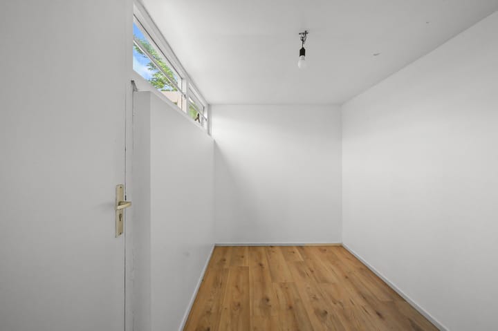 Tussenwoning te koop: Pinasstraat 16, Zaandam