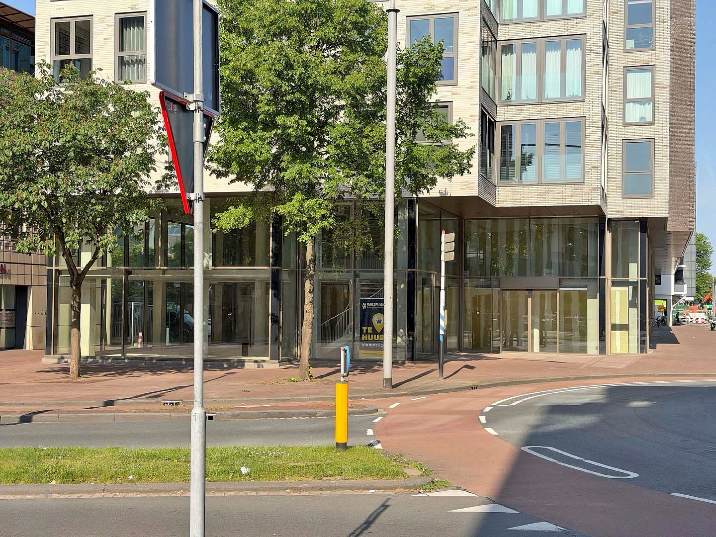 Bekijk foto 1 van Spuiboulevard 4