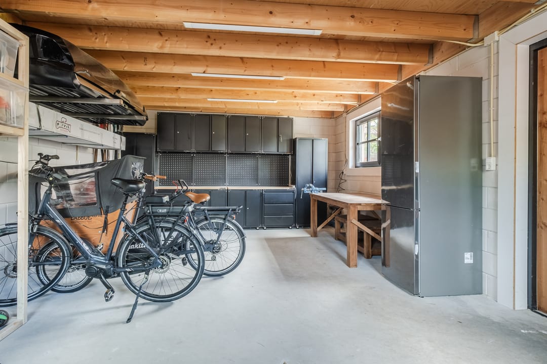 Spacious Semi-Detached Family Home with Outbuilding in Hoogeloon — 43
