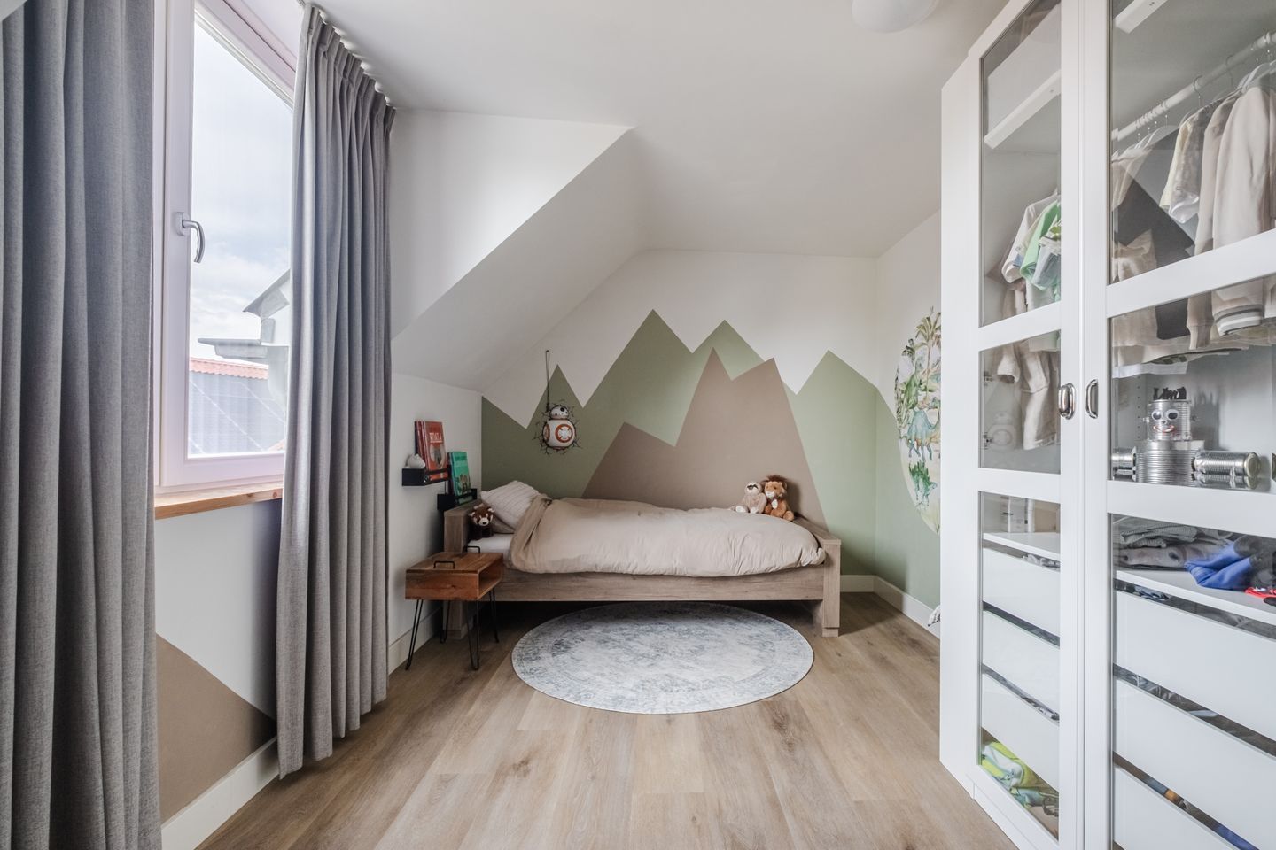 Spacious Semi-Detached Family Home with Outbuilding in Hoogeloon — 29