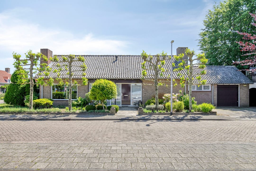 Foto 1 van Cederstraat 1