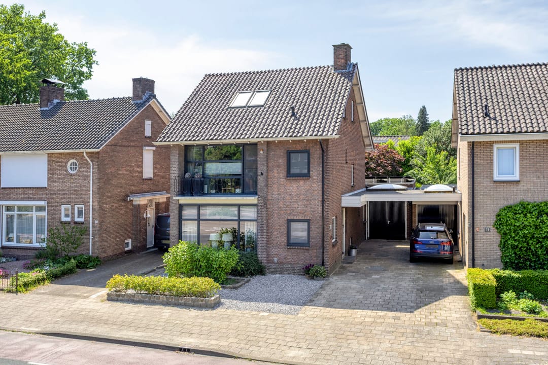 Foto 1 van Gronausestraat 74