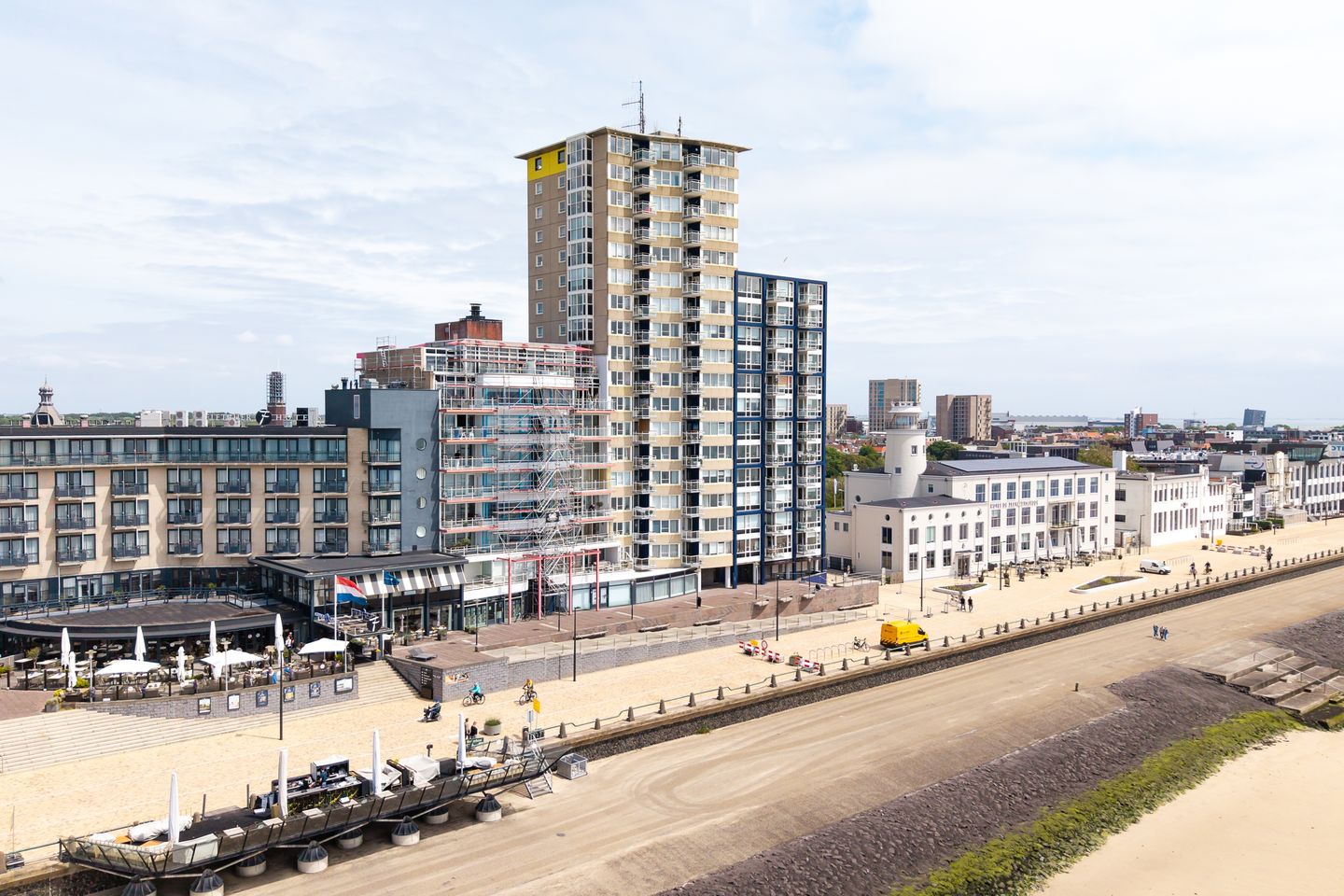 Photo 4 of Boulevard Bankert 164-A