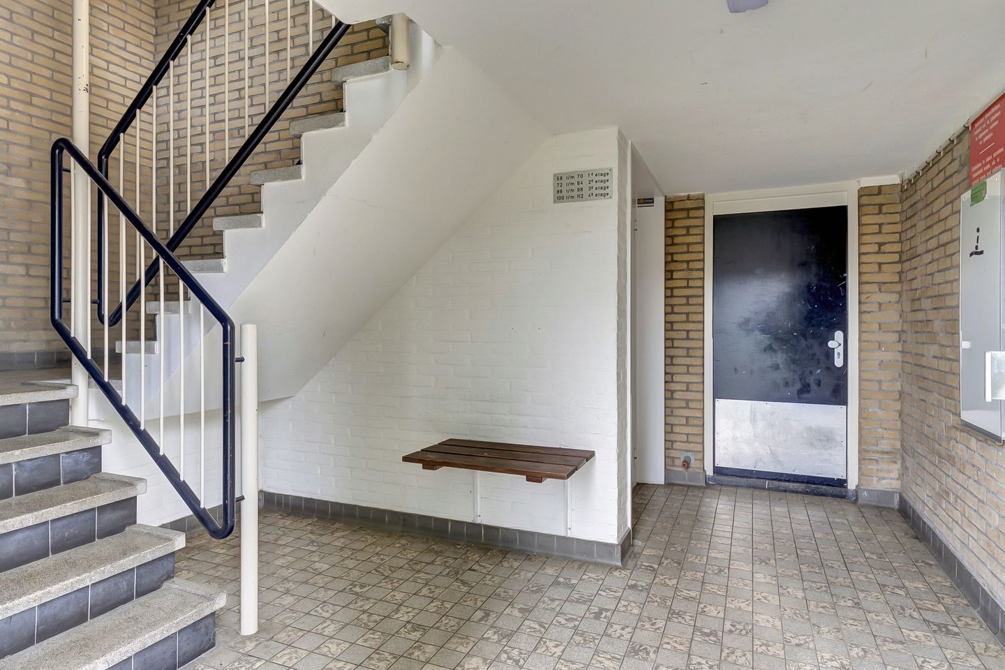 Photo 4 of Van Borselenstraat 66