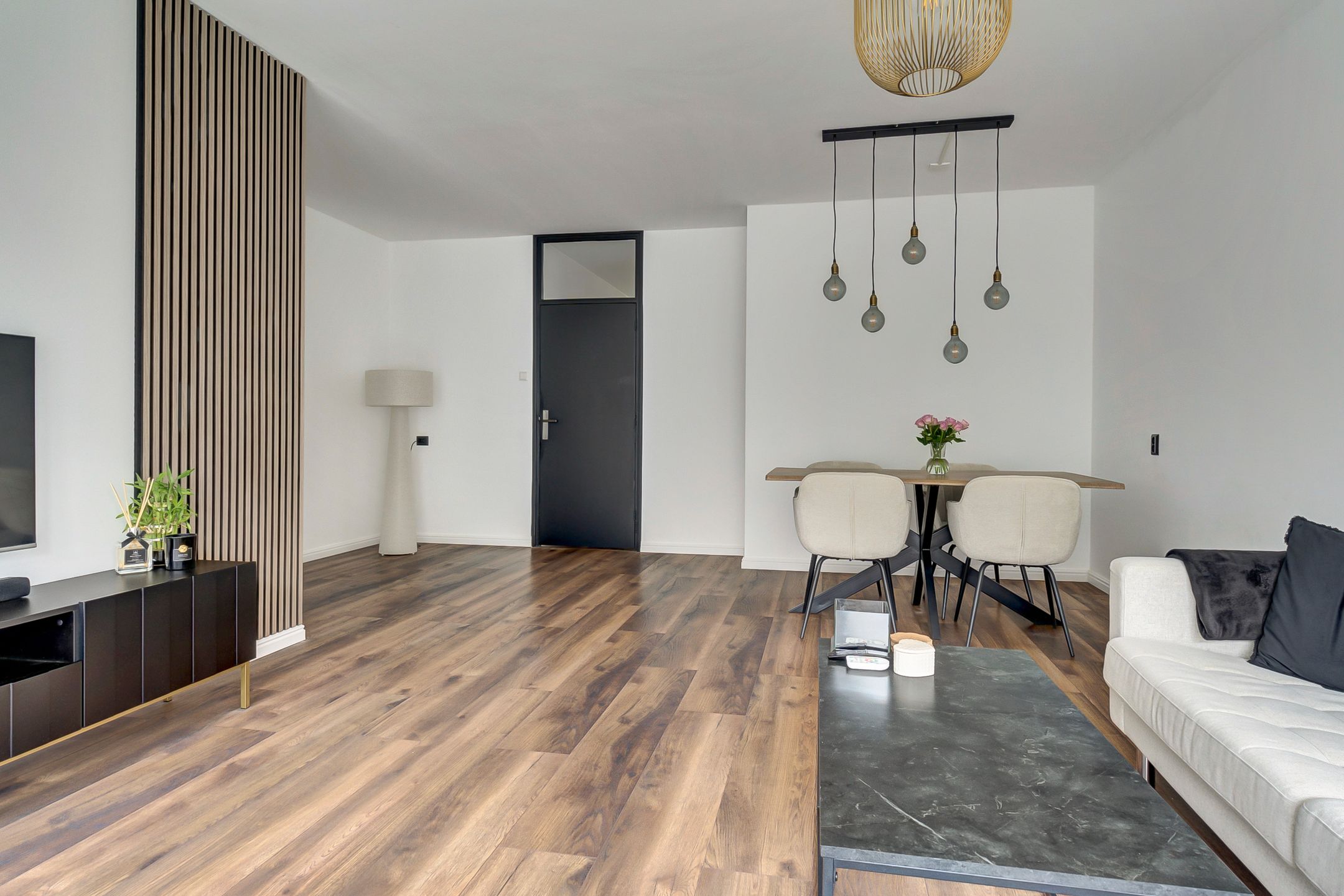 Photo 9 of Van Borselenstraat 66