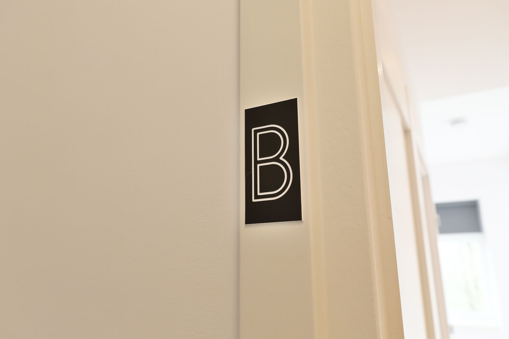 Photo 9 of Hamburgerstraat 20-B