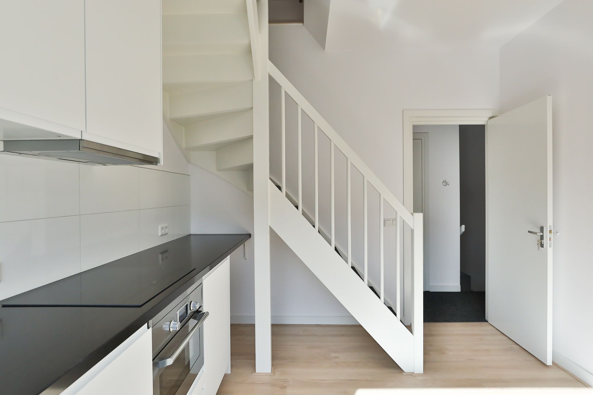 Photo 45 of Hamburgerstraat 20-B