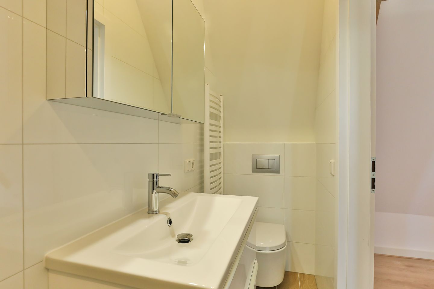 Photo 49 of Hamburgerstraat 20-B